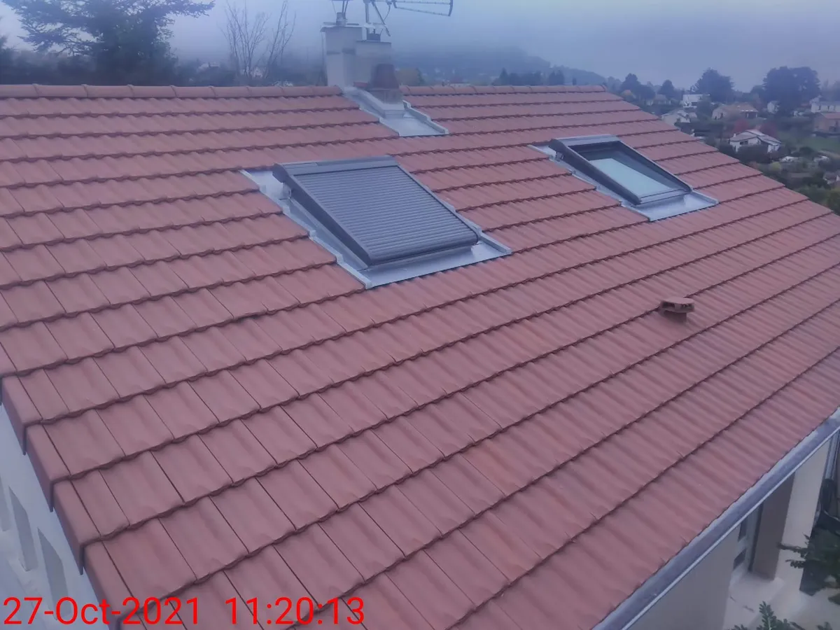 Chantier KUBETOIT : VELUX et volets roulants solaires - Saint-Didier-au-Mont-d'Or